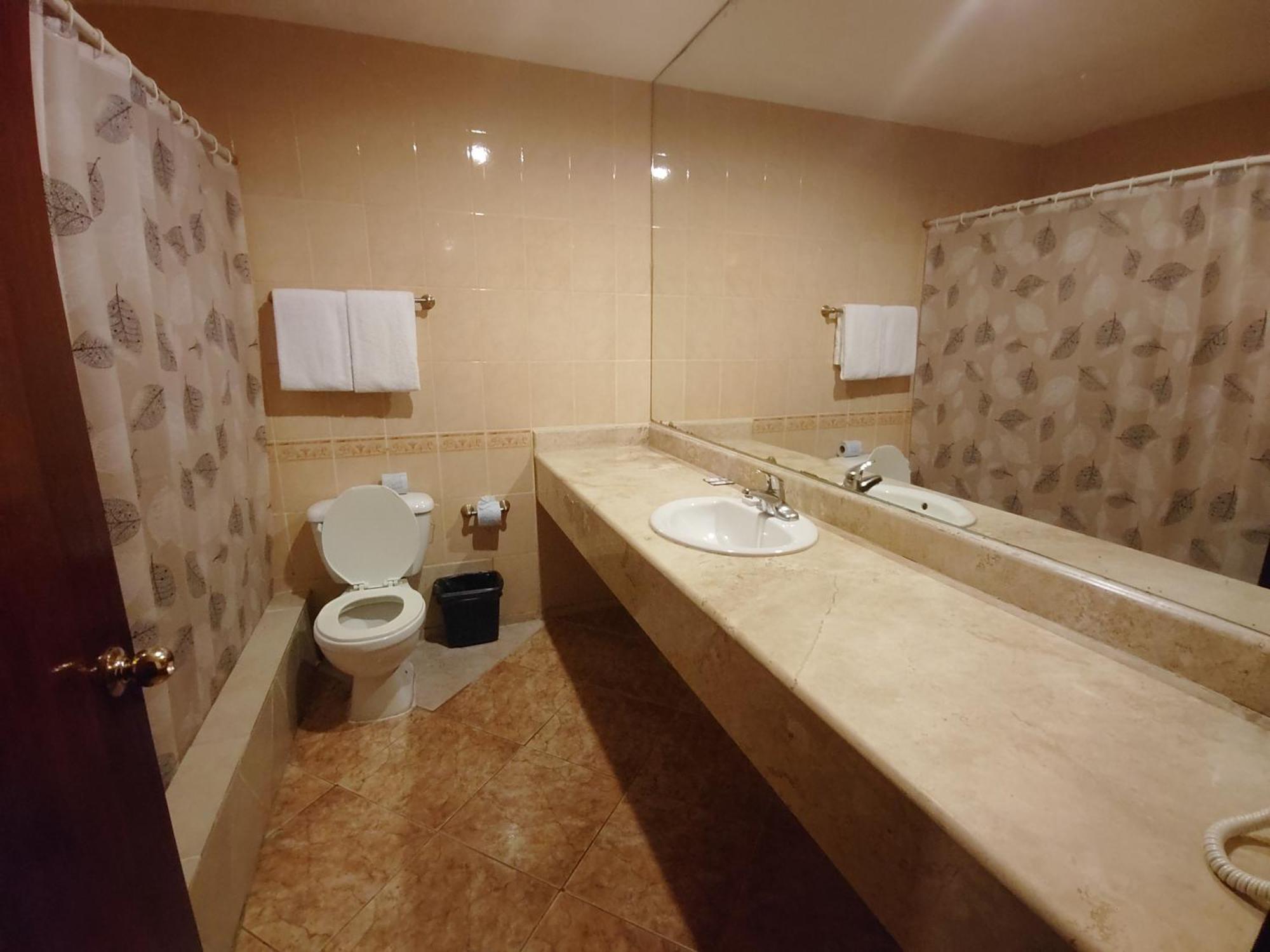 Princess Hotel And Casino Free Zone 库罗扎 外观 照片