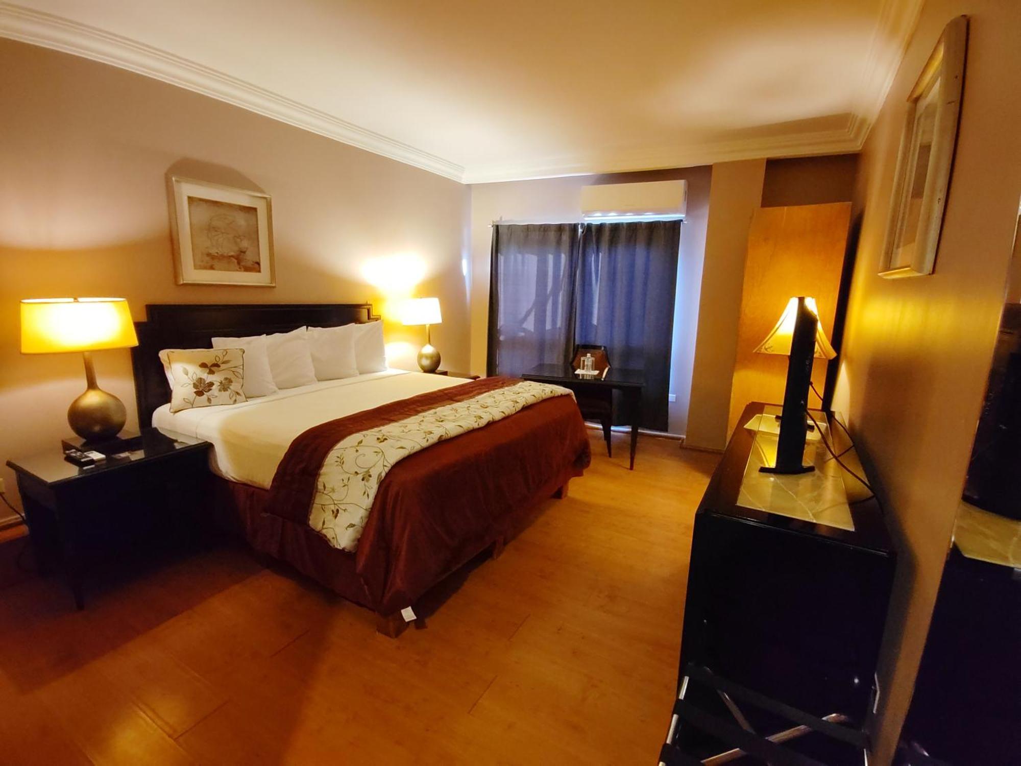 Princess Hotel And Casino Free Zone 库罗扎 外观 照片